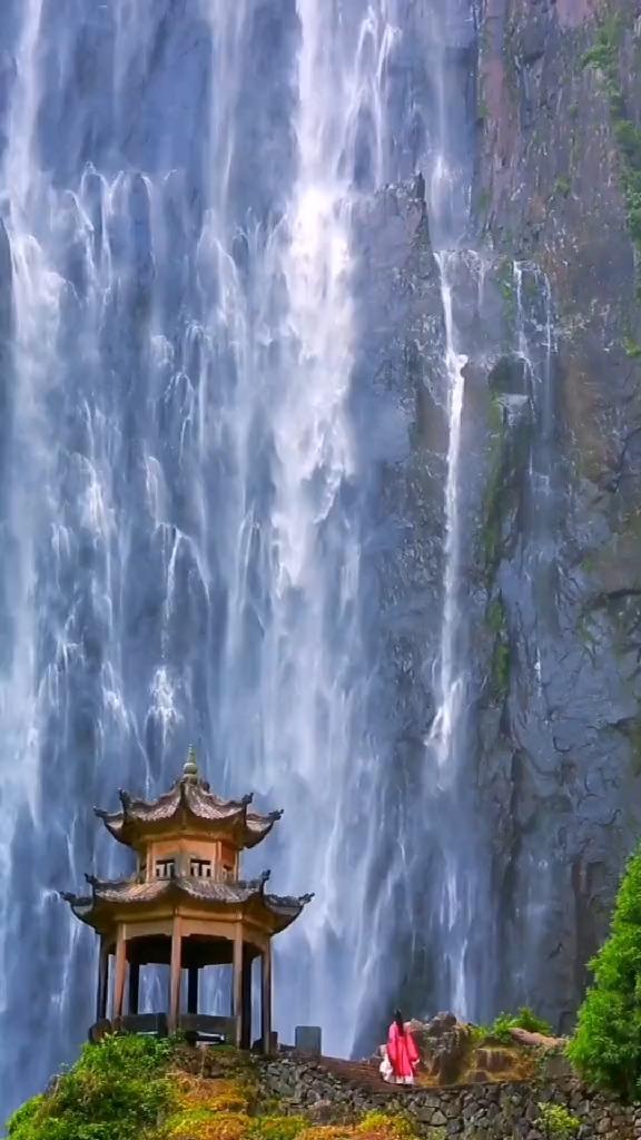 青海海东民和筑牢灾后重建就业基础